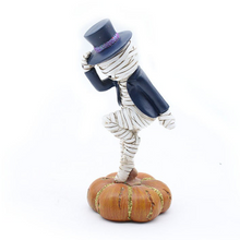 Laden Sie das Bild in den Galerie-Viewer, Halloween tanzende Mumie Ornamente
