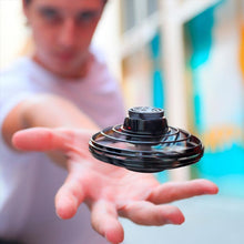Laden Sie das Bild in den Galerie-Viewer, Mini fliegendes Spielzeug