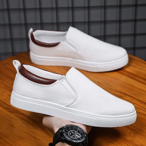 Einfache Segeltuchschuhe für Herren