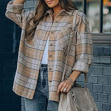 Laden Sie das Bild in den Galerie-Viewer, Tweed Karierte Jacke