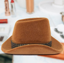 Laden Sie das Bild in den Galerie-Viewer, Kreative Lustige Schmuckschatulle In Hutform