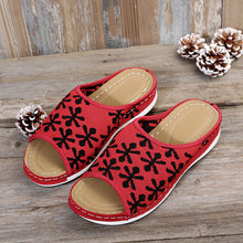 Laden Sie das Bild in den Galerie-Viewer, Retro Hohlblumensandalen mit rundem Kopf für Damen