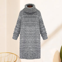 Laden Sie das Bild in den Galerie-Viewer, Mittellanges Strickkleid mit Rollkragen