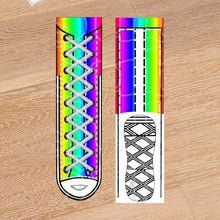 Laden Sie das Bild in den Galerie-Viewer, Lustige Socken mit Schnürsenkelaufdruck