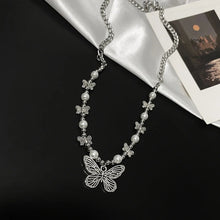 Laden Sie das Bild in den Galerie-Viewer, Gotische Modische Schmetterlings-Perlenkette für Damen