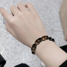 Laden Sie das Bild in den Galerie-Viewer, Obsidian Schädel Armband