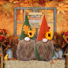 Laden Sie das Bild in den Galerie-Viewer, Gesichtslose Rudolph-Puppe