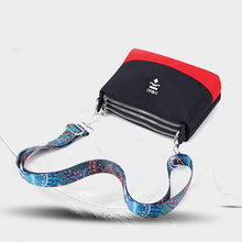 Laden Sie das Bild in den Galerie-Viewer, Stylische schlichte wasserdichte Umhängetasche