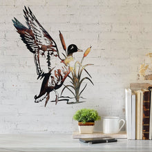 Laden Sie das Bild in den Galerie-Viewer, Wildente Deko-Anhänger aus Metall