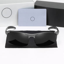 Laden Sie das Bild in den Galerie-Viewer, Sportsonnenbrille aus Aluminium und Magnesium