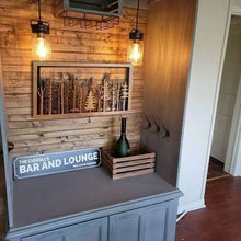 Laden Sie das Bild in den Galerie-Viewer, Wildtiere im Wald – handgefertigte Kunst