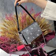 Laden Sie das Bild in den Galerie-Viewer, Handtasche Mit Strasssteinen