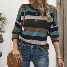 Laden Sie das Bild in den Galerie-Viewer, Gestreiftes Sweatshirt mit Rundhalsausschnitt