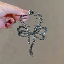 Laden Sie das Bild in den Galerie-Viewer, Bogenknoten leicht-Luxus-Haarspange