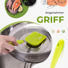 Laden Sie das Bild in den Galerie-Viewer, Aufhängbare Reinigungsbürste aus Silikon