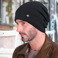 Laden Sie das Bild in den Galerie-Viewer, Strickmütze aus Vlies