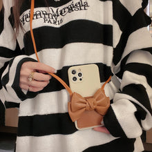 Laden Sie das Bild in den Galerie-Viewer, IPhone Handyhülle mit Schleife