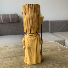 Laden Sie das Bild in den Galerie-Viewer, Solare Primitive Tribal-Skulptur Aus Harz