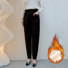 Laden Sie das Bild in den Galerie-Viewer, Einfarbige Lockere Samthose für Damen