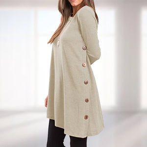 Kleid mit seitlichen Knöpfen