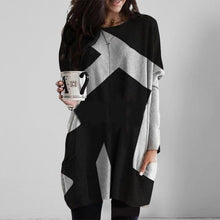 Laden Sie das Bild in den Galerie-Viewer, Pullover mit kontrastierendem geometrischem Muster