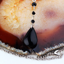 Laden Sie das Bild in den Galerie-Viewer, Fledermaus-Halskette mit Wassertropfen