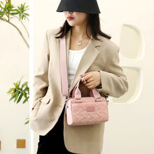 Laden Sie das Bild in den Galerie-Viewer, Modische Geprägte Leichte Segeltuchtasche