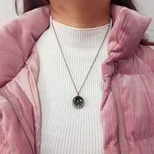 Laden Sie das Bild in den Galerie-Viewer, Acht Planeten Halskette
