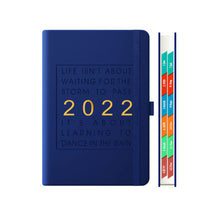 Laden Sie das Bild in den Galerie-Viewer, 2022 Planer Buch