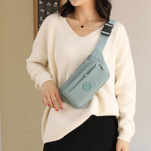 Laden Sie das Bild in den Galerie-Viewer, Leichte Gürteltasche mit mehreren Fächern und Reißverschluss