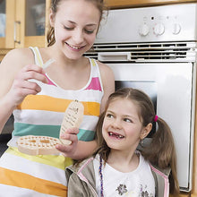 Laden Sie das Bild in den Galerie-Viewer, Milchzahnkästchen aus Holz für Babys