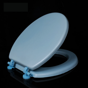 Weicher Toilettensitz aus Schaumstoff
