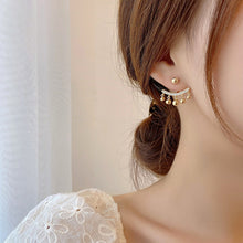 Laden Sie das Bild in den Galerie-Viewer, Geometrische Meniskus Ohrringe