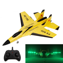 Laden Sie das Bild in den Galerie-Viewer, Elektrisches Unzerbrechliches  Spielzeugflugzeug mit Fernbedienung