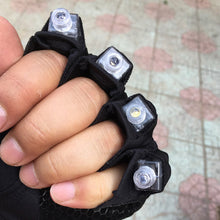 Laden Sie das Bild in den Galerie-Viewer, Farbrotierende Laserhandschuhe (Ein Paar)