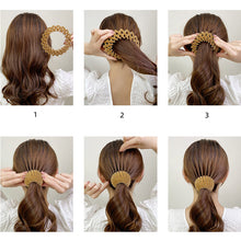 Laden Sie das Bild in den Galerie-Viewer, Vogelnestförmige Haarspange aus Samt