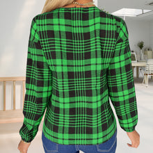 Laden Sie das Bild in den Galerie-Viewer, V-Ausschnitt kariertes T-Shirt