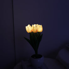 Laden Sie das Bild in den Galerie-Viewer, LED-Tulpen-Nachtlicht-Blumen-Tischlampe
