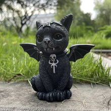 Laden Sie das Bild in den Galerie-Viewer, Halloween Katzendekorationen aus Harz