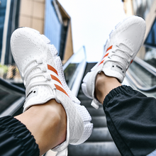 Laden Sie das Bild in den Galerie-Viewer, Stilvolle und Bequeme Sneakers