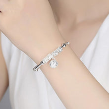 Laden Sie das Bild in den Galerie-Viewer, Silbernes Klingel-Armband
