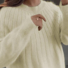 Laden Sie das Bild in den Galerie-Viewer, Einfarbiger Weicher Pullover mit Rundhalsausschnitt