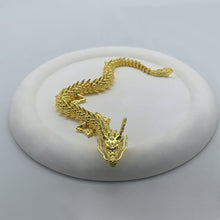 Laden Sie das Bild in den Galerie-Viewer, Golddrache mit beweglichen Gelenken