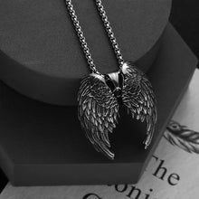 Laden Sie das Bild in den Galerie-Viewer, Stilvoller Engelsflügel-Anhänger aus Edelstahl