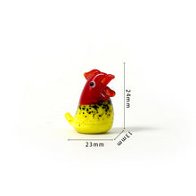 Laden Sie das Bild in den Galerie-Viewer, Kreative Buntglasur-Hähnchendekoration
