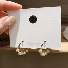 Laden Sie das Bild in den Galerie-Viewer, Metallkugel runde Ohrringe