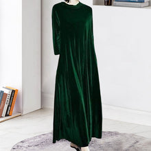 Laden Sie das Bild in den Galerie-Viewer, Langärmliges Kleid aus Samt