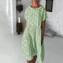 Laden Sie das Bild in den Galerie-Viewer, Damenkleid mit Sonnenblumendruck