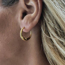 Laden Sie das Bild in den Galerie-Viewer, Kreative Mond-Ohrringe