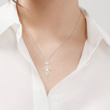 Laden Sie das Bild in den Galerie-Viewer, Stilvolle Lotus Halskette